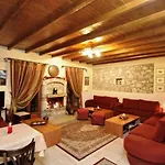 Hotel Koustenis Village