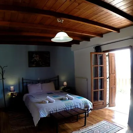 Ξενοδοχείο Koustenis Village Δημητσάνα
